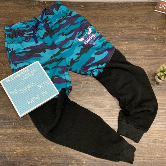 charlotte hornets jogging suit